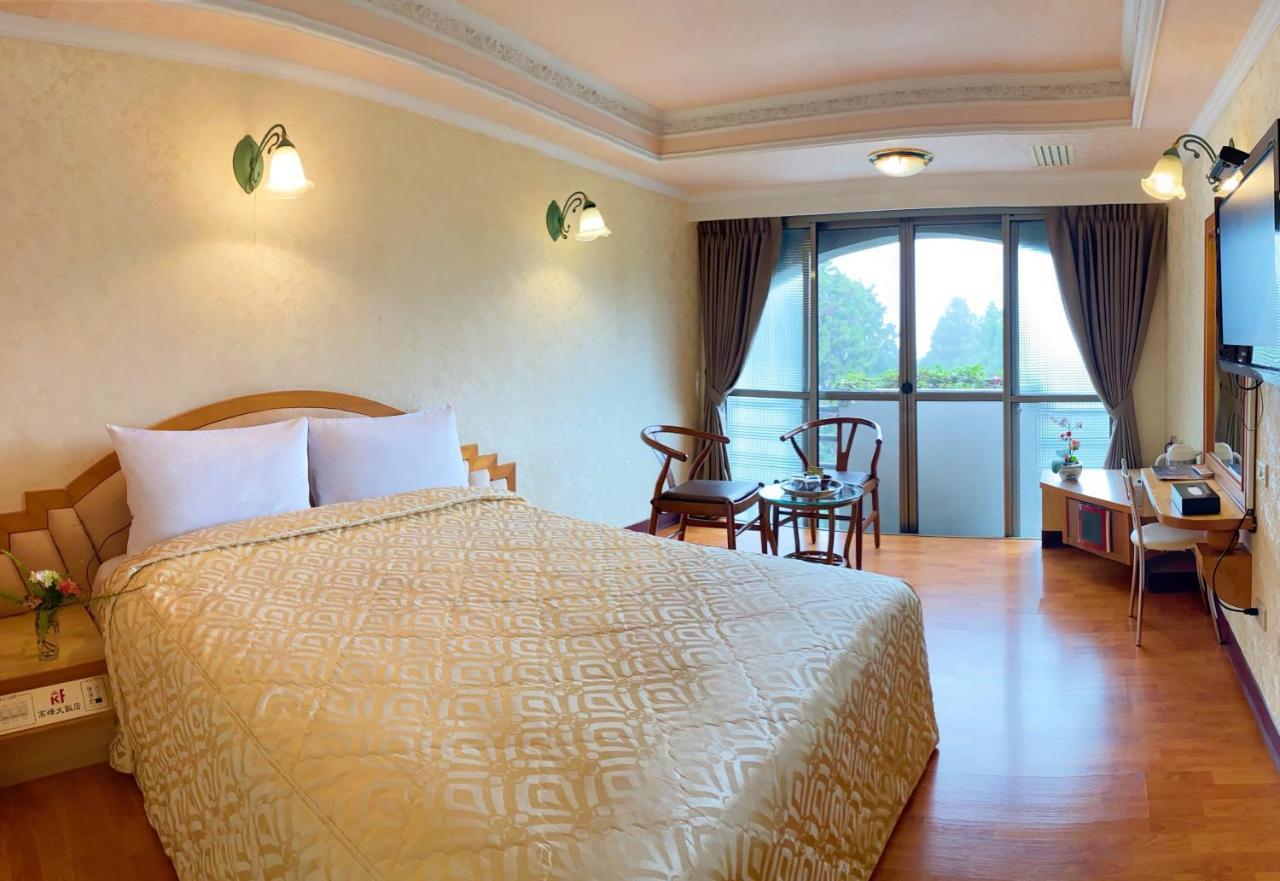 Kao Feng Hotel Zhongzheng  Buitenkant foto