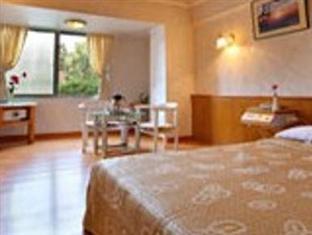Kao Feng Hotel Zhongzheng  Buitenkant foto